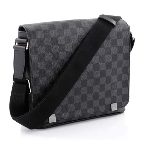 louis vuitton messenger bag replica|Louis Vuitton district Messenger.